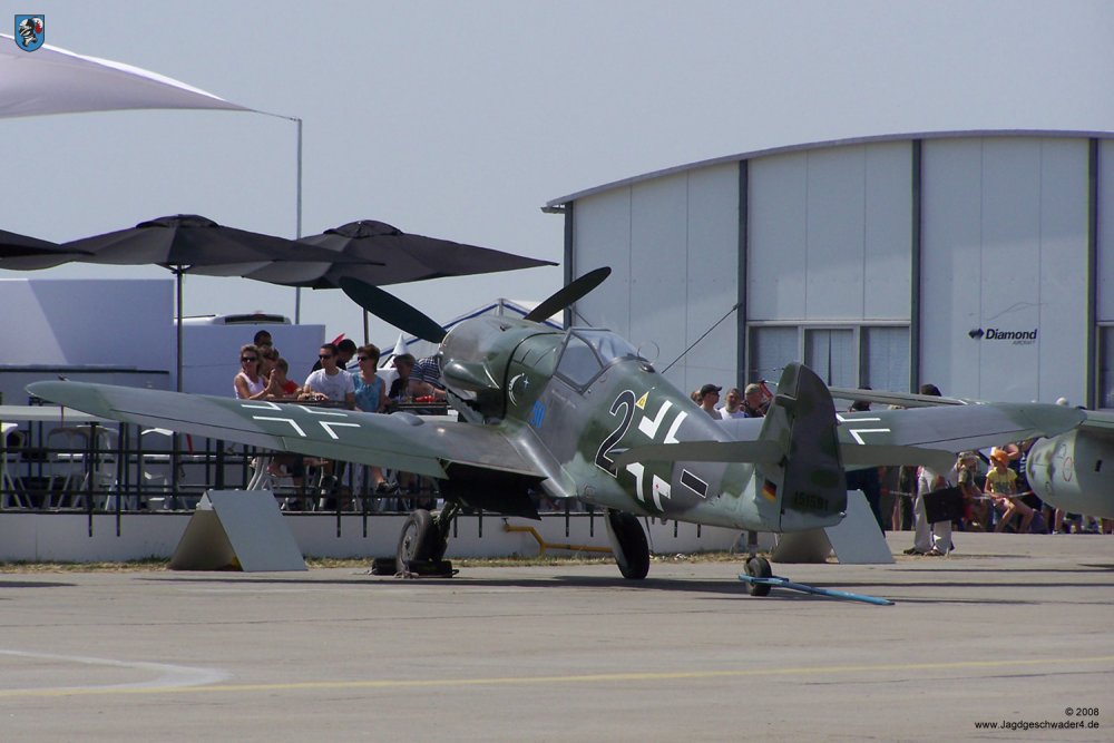 Messerschmitt_Bf_109_G-10.jpg