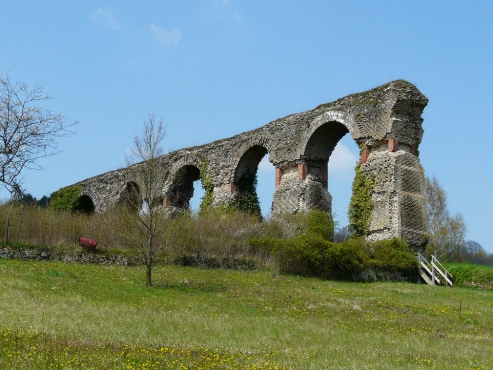 aqueduc_metz1.thumb.jpg.c073345c0e83310a3b56daaded753e3e.jpg