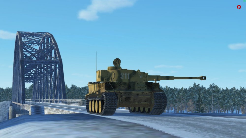 Tiger on a bridge2.jpg