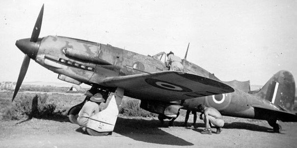 Macchi-M-C-202-Folgore-coded-AN-of-RCAF-No--417-Squadron-at-Castel-Benito--1-.jpg.87870bbdfed4d93c4bf28da044aa8b28.jpg
