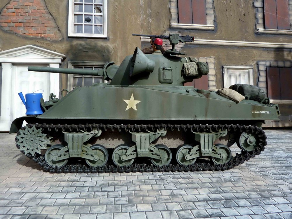 Kelly's Heroes Tank.jpg
