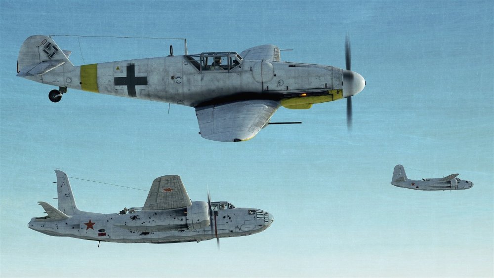 bf109g6_vs_a20_formation.thumb.jpg.e6ccd69ddcf459126bd634dd6b7857f7.jpg