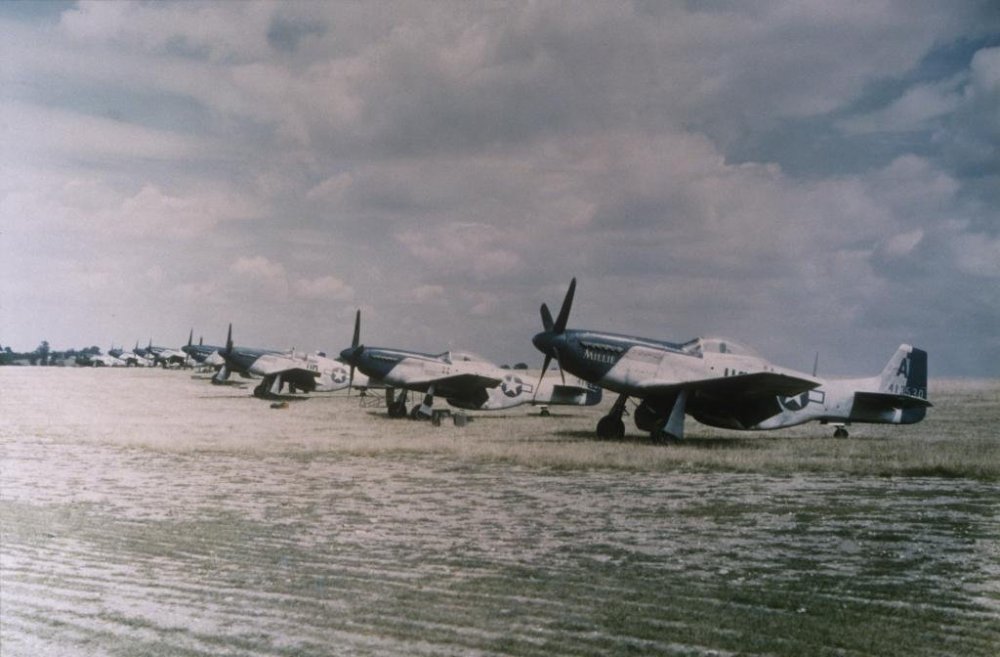 P-51MustangsincludingHO-Aserialnumber44-13530nicknamedMillie.jpg