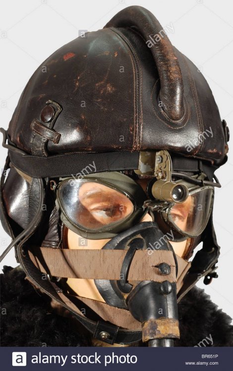 a-uniform-ensemble-for-a-luftwaffe-ground-attack-pilot-an-ssk-90-model-BR651P.jpg