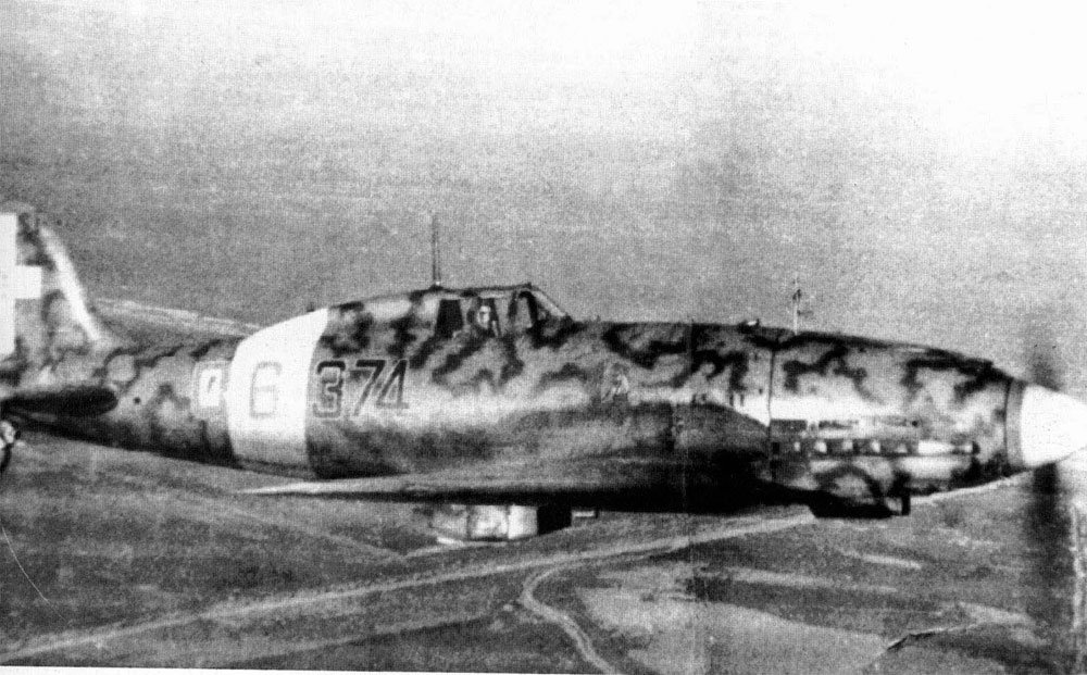 RA-Macchi-C.202-Folgore-51S153G374SA-374-6-Sicily-1942-01.jpg.820c364946c0e4a8d05d57662d217233.jpg