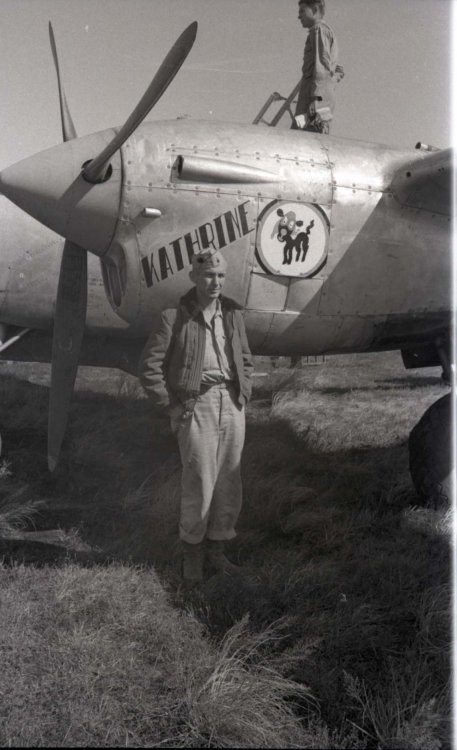 Atsugi AAB Japan 1945 8th Ftr Sqdn 49th FG Don Sanford.jpg