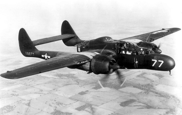 Northrop_P-61.jpg.b87e4b69733664eb5e645c4ab136ec8e.jpg