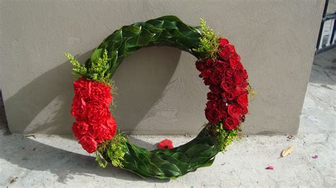 wreath.jpg.332563fc55f73e8e09c140a21b81a201.jpg