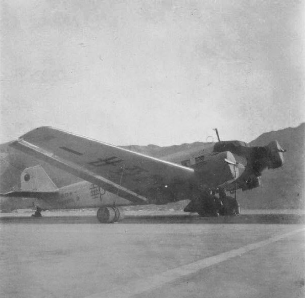 air_ju52_11.jpg.b0d7a6f1b32b29d810a12e64c14c9d12.jpg