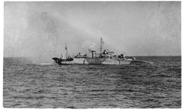 1679075852_HMSAucklandsinking.jpg.ac455e4610671d21bc93f5bbafdfc0ac.jpg