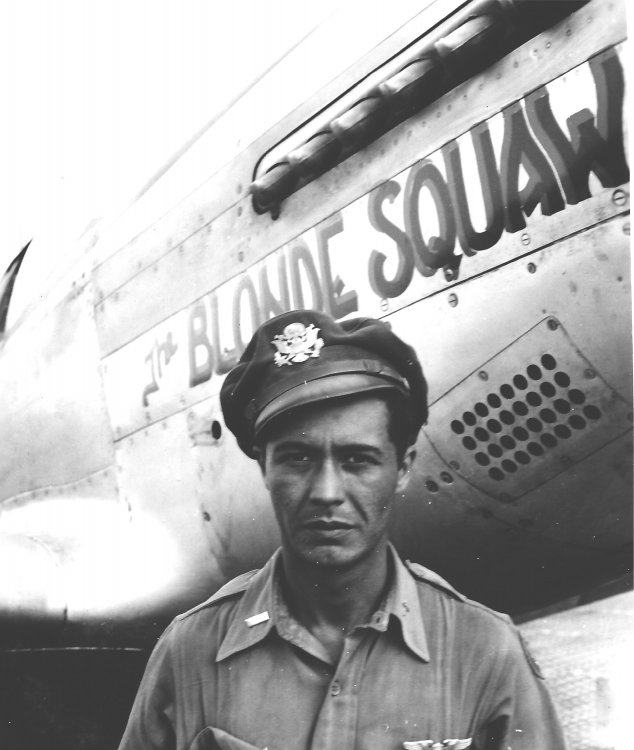 T-106 Mohawk, Hiawatha, Lt. pilog.jpg