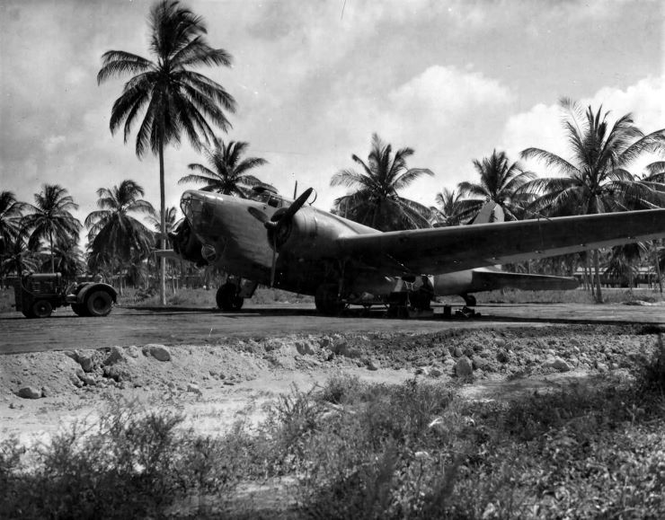 Douglas_B-18A_Bolo_Panama_1942.jpg.2c645356fd6ffc0afbac0c6c35ba5bb3.jpg