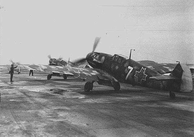 1355020157_Bf-109sofGrupul7vn259toarein1943.jpg.308abeec8de28541a8d60df317488fd9.jpg