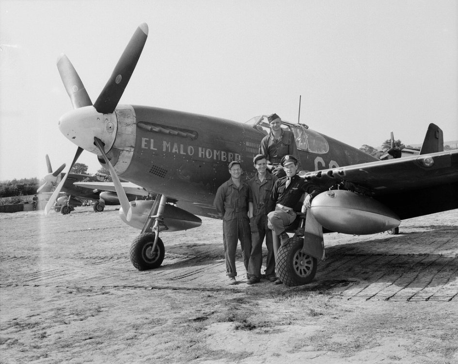 north-american-p-51b-mustang-el-malo-hombre-43-6830.thumb.jpg.2f36ec5941408013297a05156b60a32e.jpg