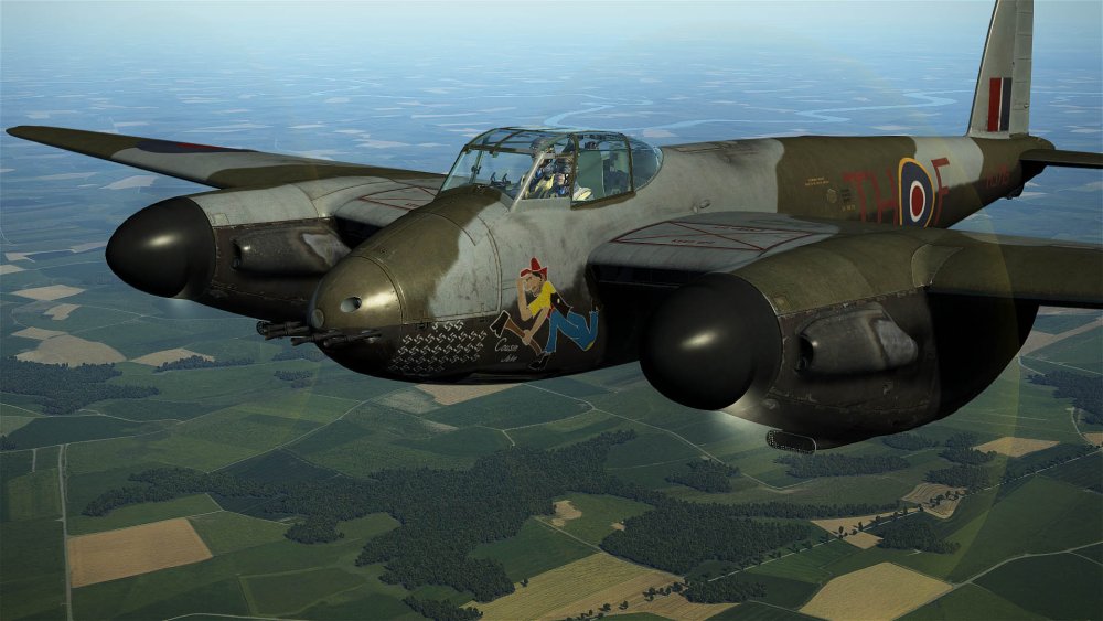 MosquitoMkVII - 418th Sqn. 'Cousin jake' censuré.jpg