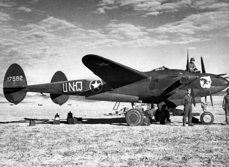 P-38FinTunisia.jpg.54bb29b801200ebb2df305e617c9170d.jpg