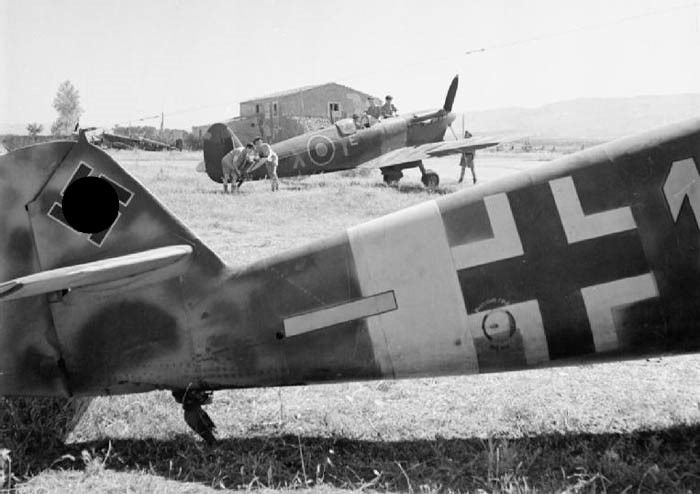 UsinganabandonedLuftwaffebaseinSicily.jpg.888dc9fd070d805cb9ee9966b6dbf10a.jpg