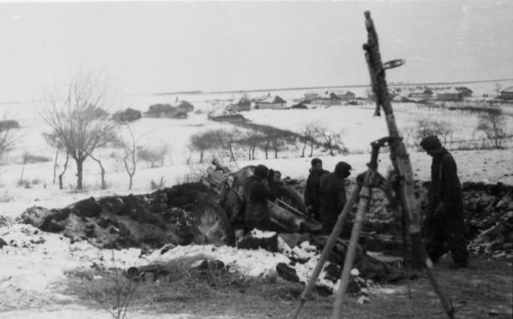 ArtilleryofPanzergrenadierDivisionGrodeutschlandinUkraineNovember1943.jpg.002306d6c28d11727a8102846dd965e6.jpg