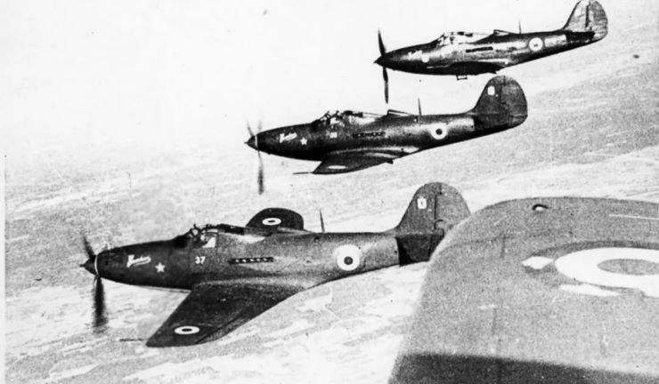 P-39sof10Gruppo-4Stormo.jpg.927063460ba00864ba50e5f7d3af568f.jpg