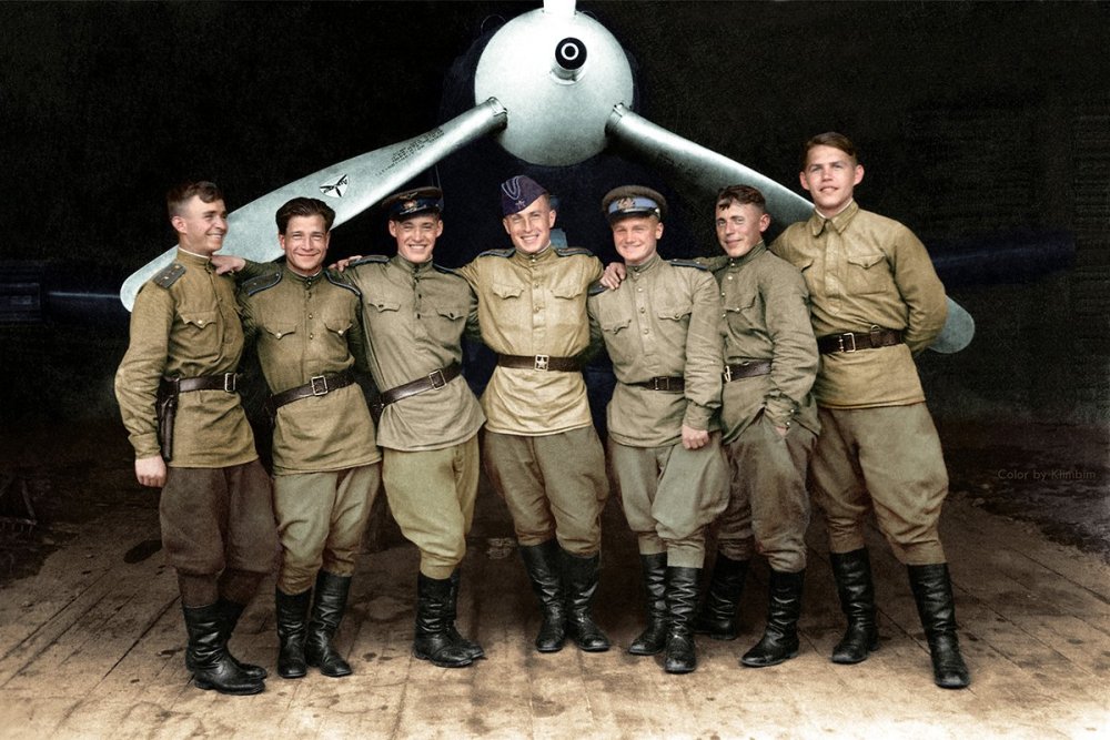 Redstar pilots.JPG