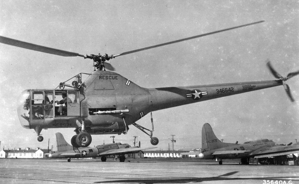 Sikorsky_H-5_Post-World_War_II-1.thumb.jpg.6d4bff93c6fa3726622658be4610362b.jpg