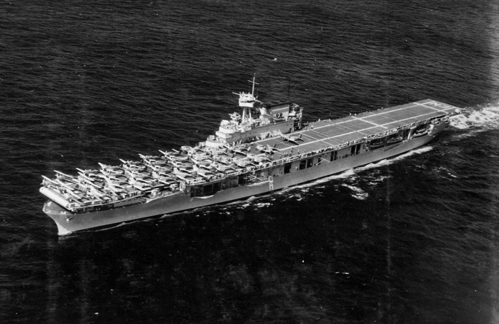 USS_Enterprise_(CV-6)_underway_c1939.jpg