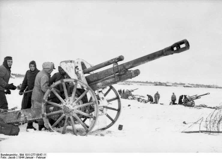 GermanartilleryKorsunpocket.jpg.3d62f95c1cf3991fca9569c181c0d587.jpg