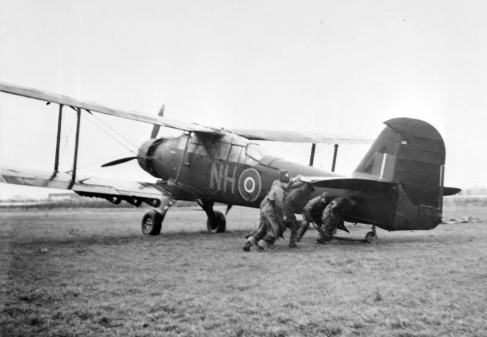 Albacore Sqn 119.png