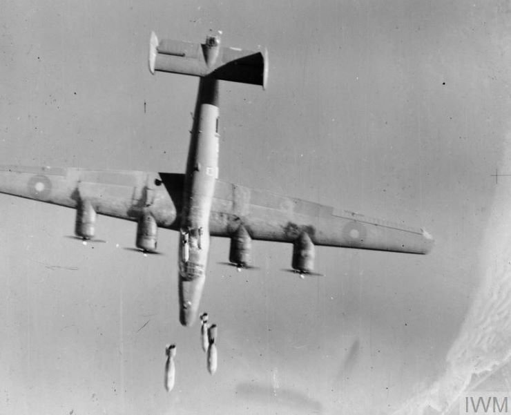 BombsabouttohittheLiberatorMk-VI16March45.jpg.d7c7221e0e6098d49f4d13dc8efc110c.jpg