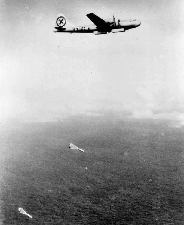 b-29-dropping-aerial-mines-off-the-coast-of-japan-the-army-v0-6avp45x1pdac1-2313202065.thumb.jpeg.87b8cd137640ef8b025a67606651da97.jpeg