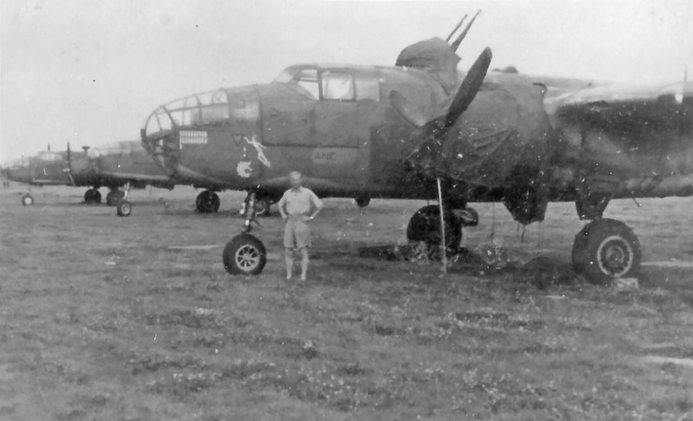 B-25 Sqn 320 Achmer.png